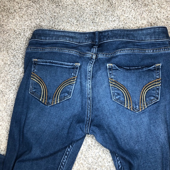 Hollister Skinny Jeans - Picture 7 of 8
